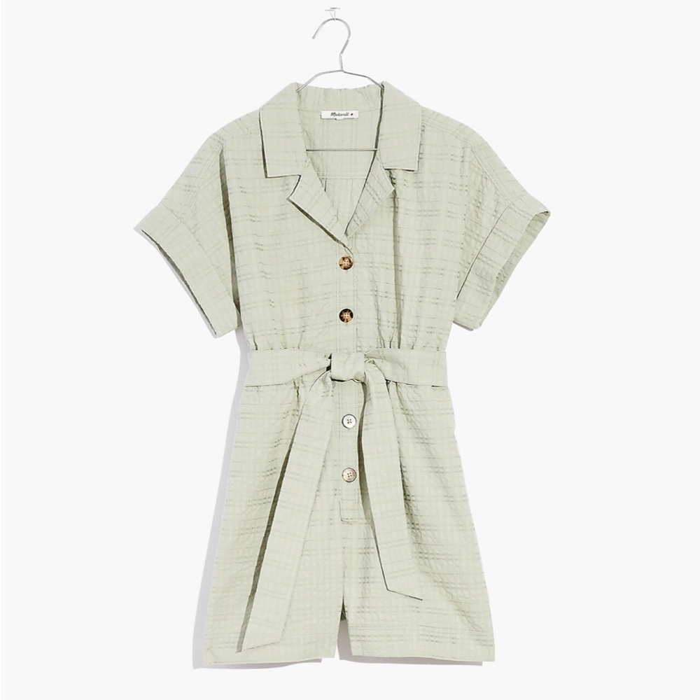 🚫SOLD NWT Maxwell Seersucker Camp Romper Sage Green
